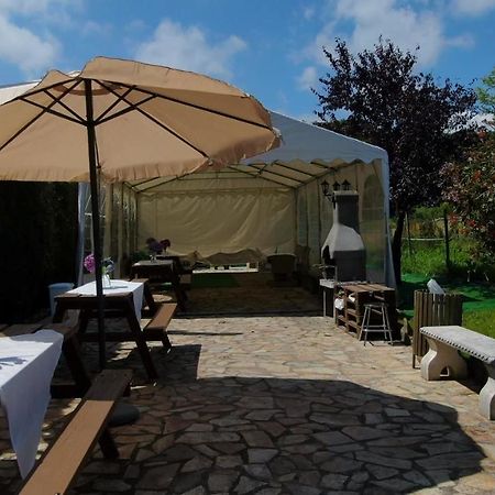 Casa Madrazo Con Piscina Y Parrillas Praves Esterno foto