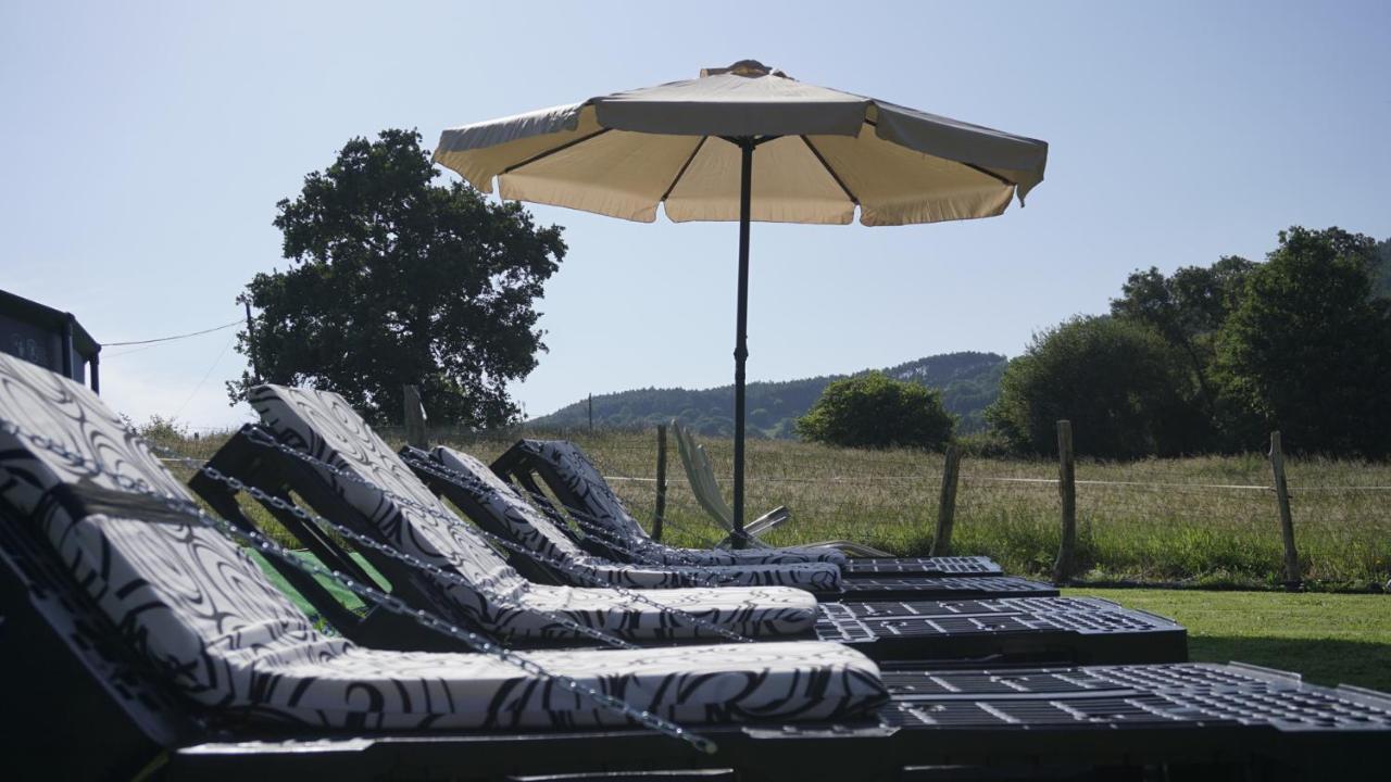 Casa Madrazo Con Piscina Y Parrillas Praves Esterno foto