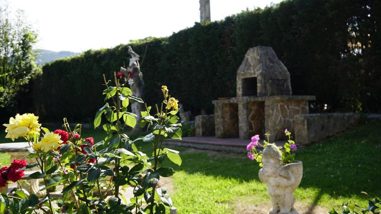 Casa Madrazo Con Piscina Y Parrillas Praves Esterno foto