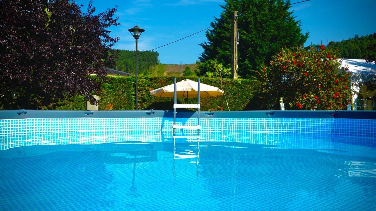 Casa Madrazo Con Piscina Y Parrillas Praves Esterno foto