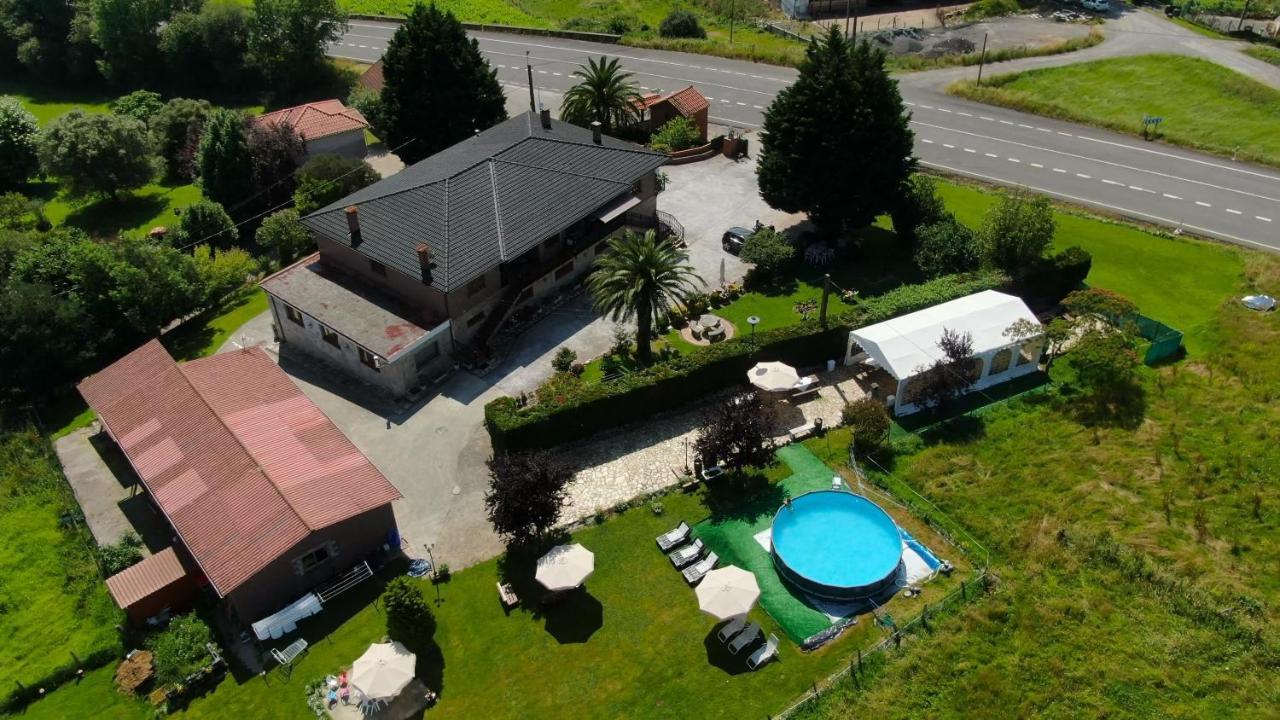 Casa Madrazo Con Piscina Y Parrillas Praves Esterno foto