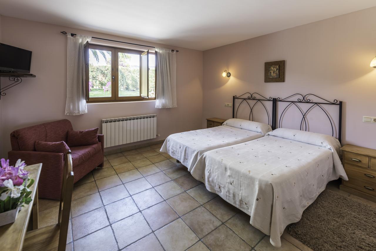 Casa Madrazo Con Piscina Y Parrillas Praves Esterno foto