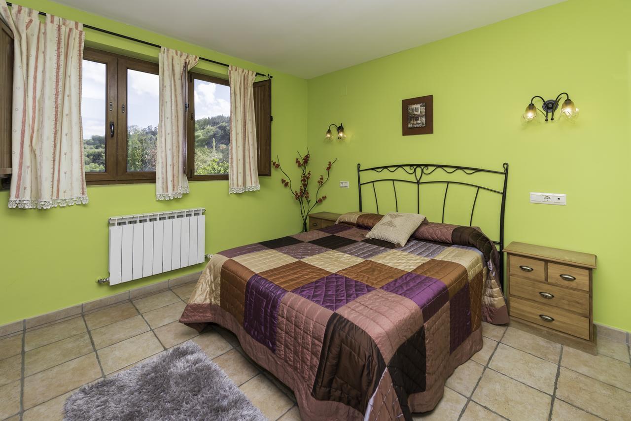 Casa Madrazo Con Piscina Y Parrillas Praves Esterno foto