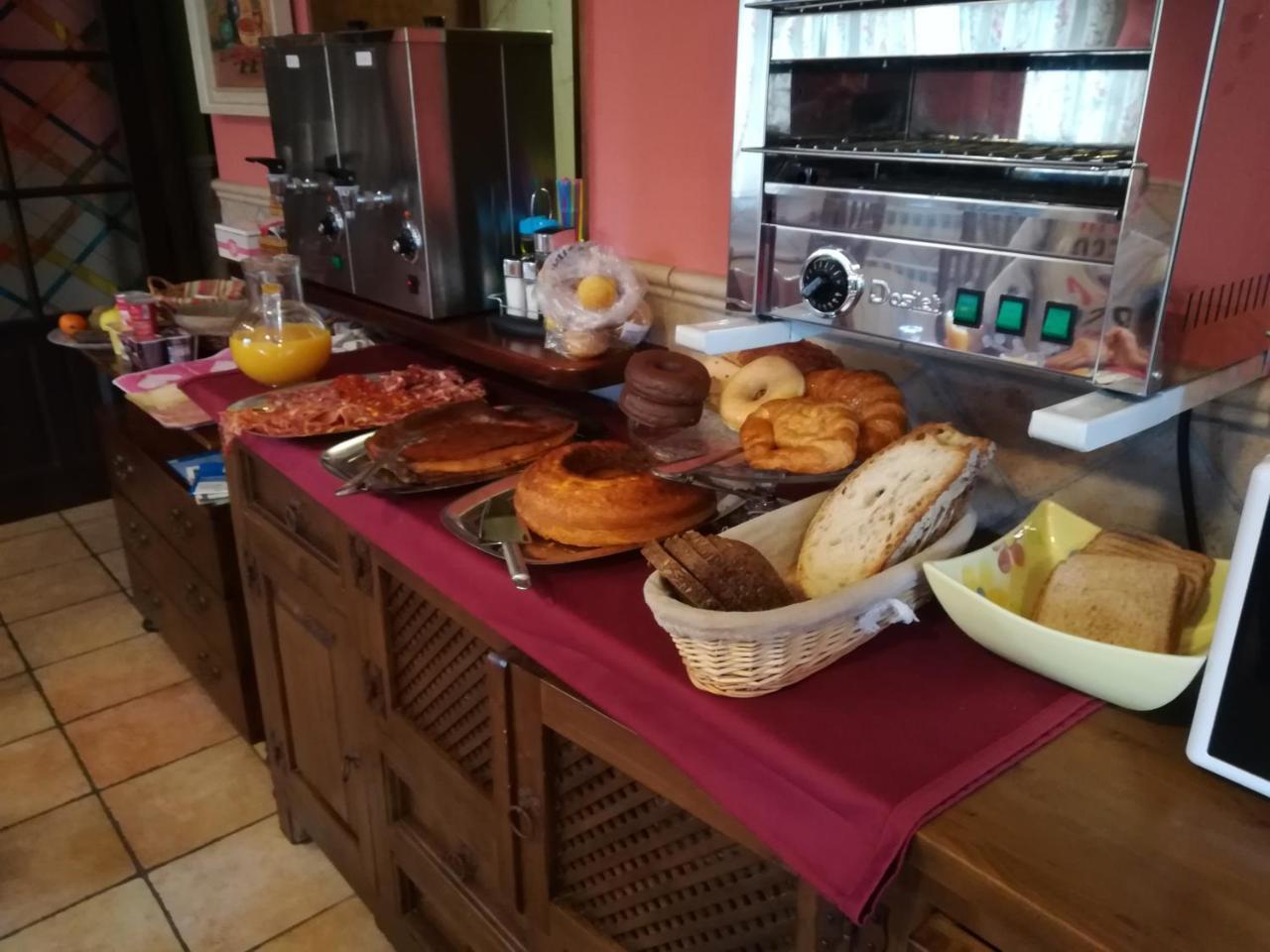 Casa Madrazo Con Piscina Y Parrillas Praves Esterno foto